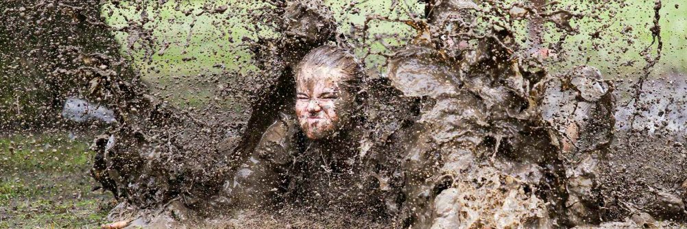 The Commercial Review banner