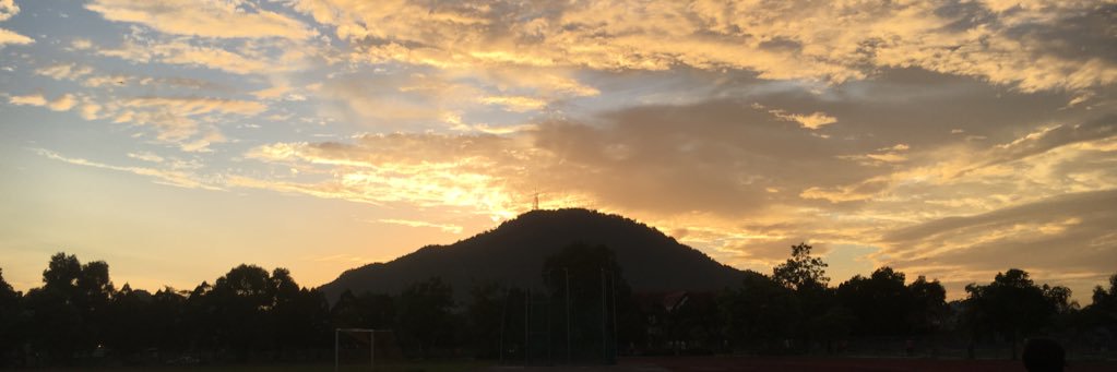 ChinHong25's profile banner image