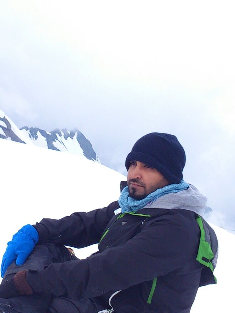 raed1q2w3e's profile banner image