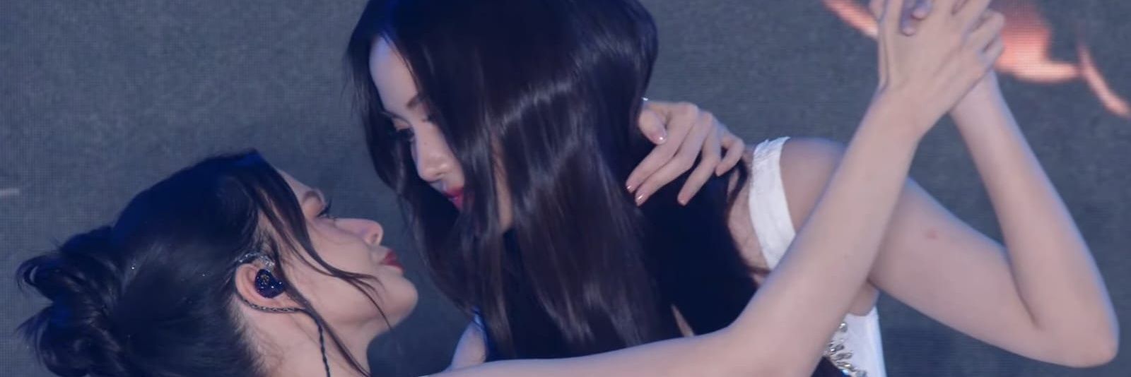 angeles castillo banner