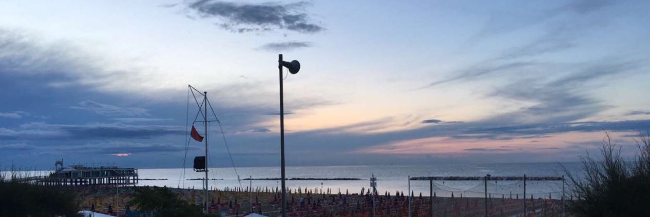 __valenichetti's profile banner image
