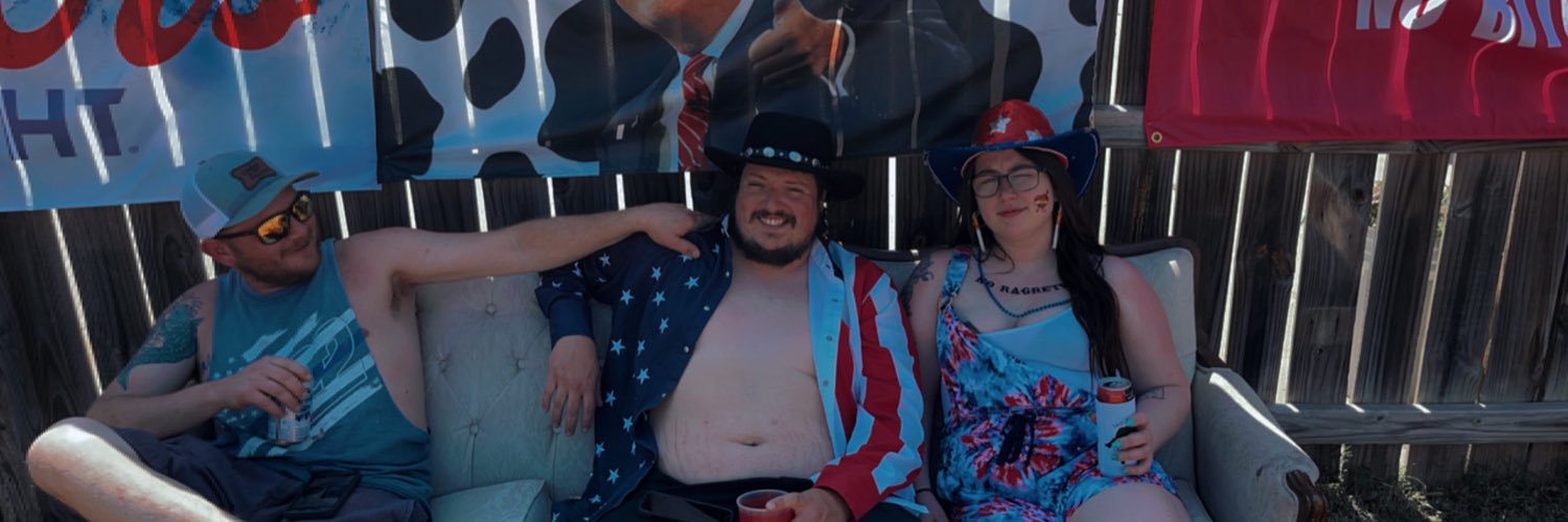 bellaolson31's profile banner image