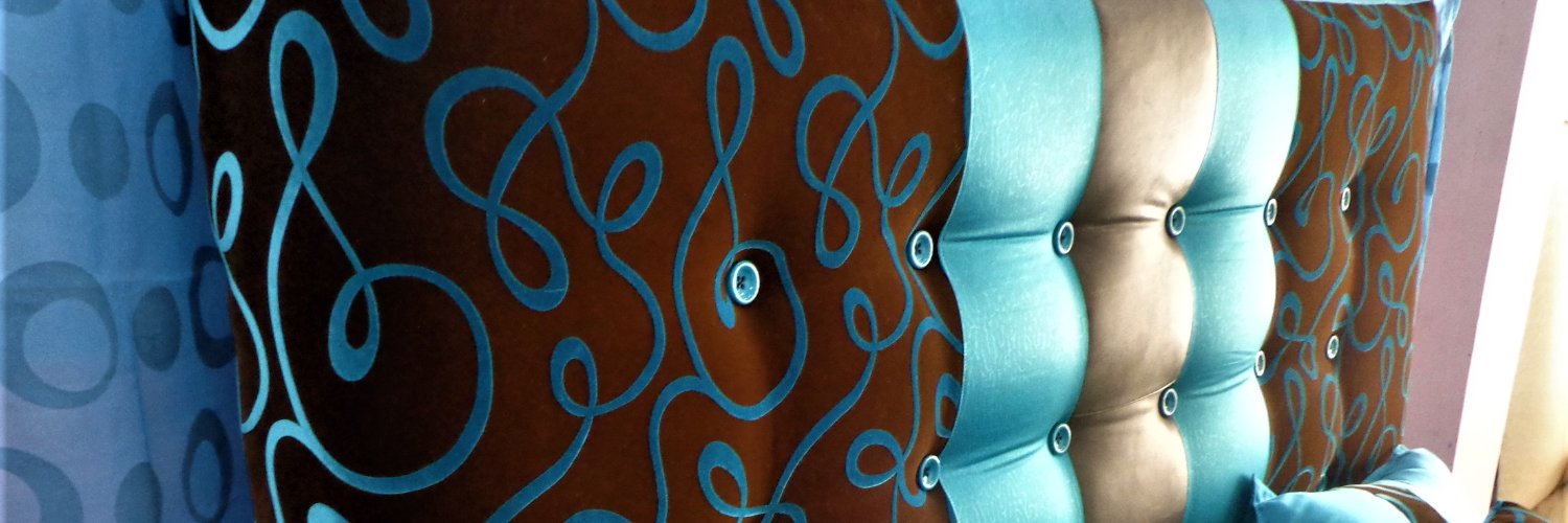 manucocano's profile banner image