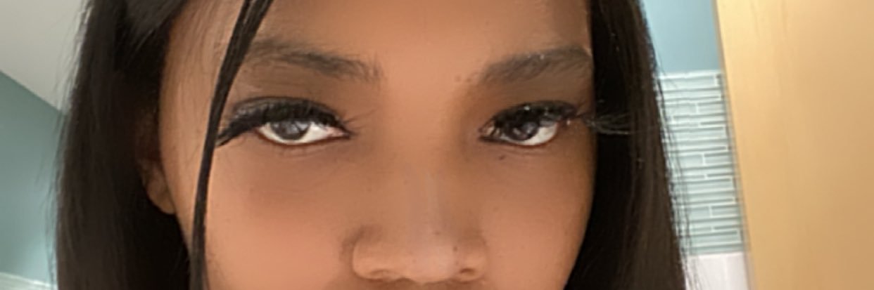 adore_naee's profile banner image