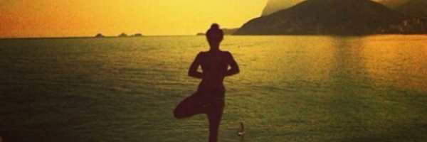 dthusDoll Profile Banner