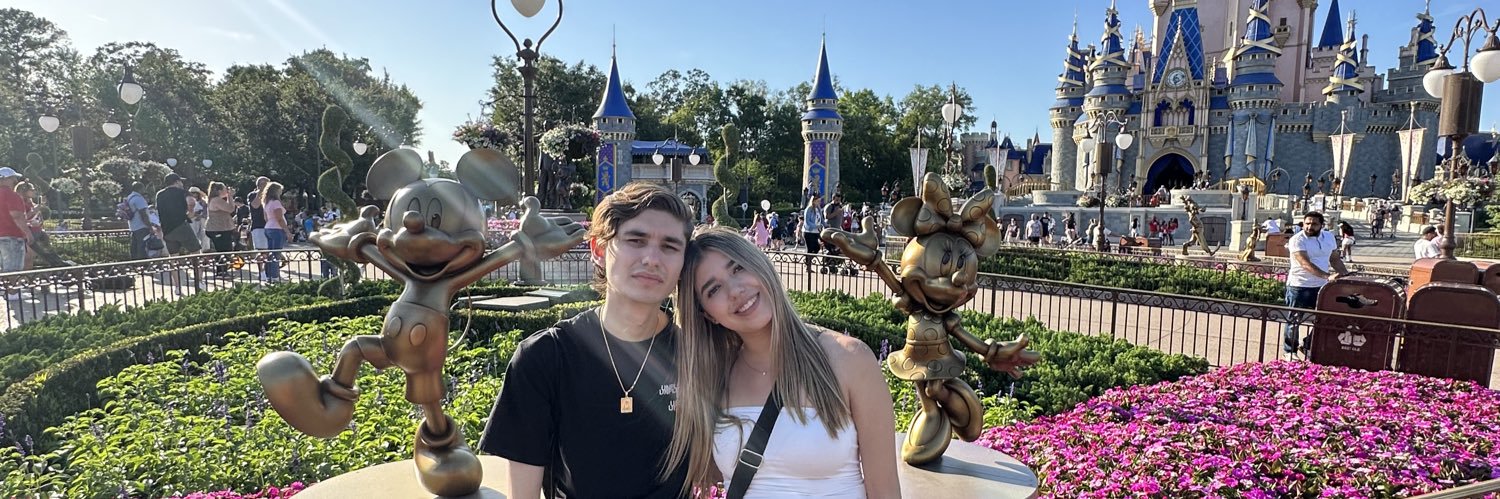 marcelagarza18's profile banner image