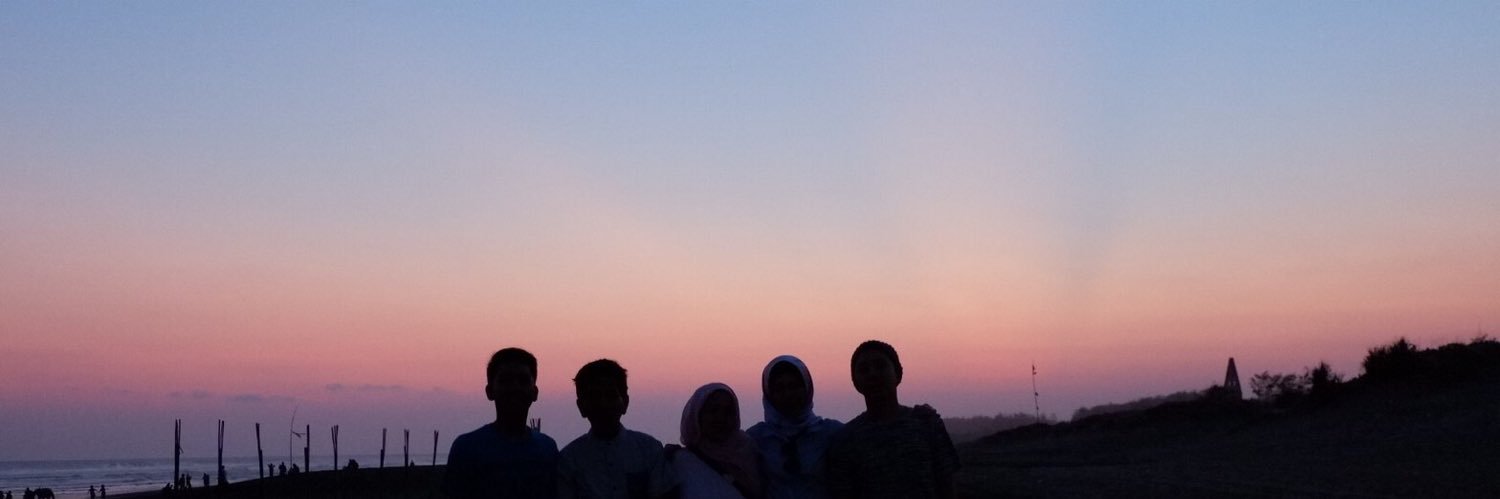 karlinadiah's profile banner image