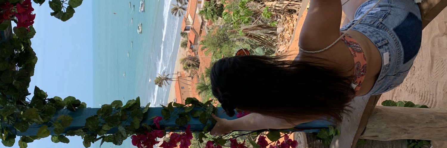 ingridmirela_'s profile banner image