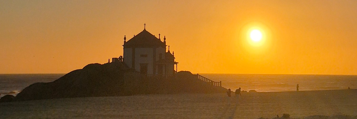 renatobach's profile banner image