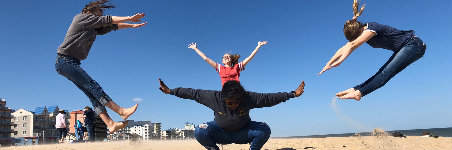 lizzanya_'s profile banner image