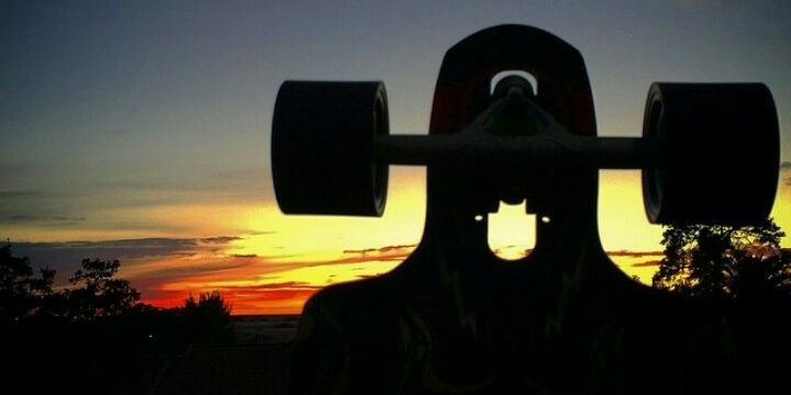 levez's profile banner image