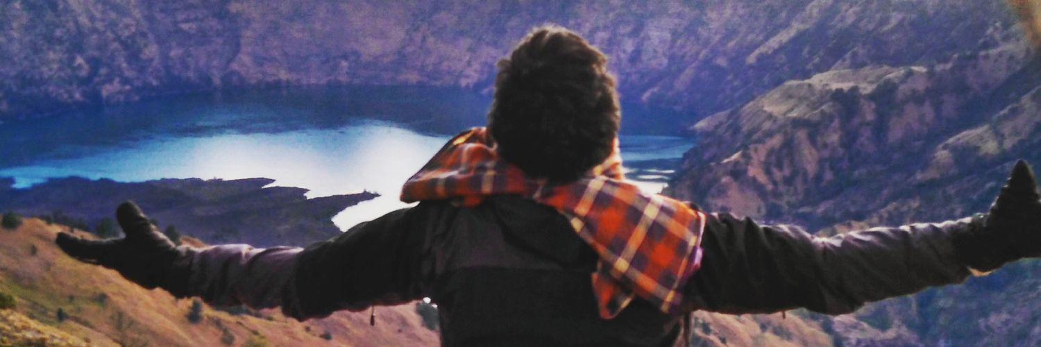 pagiyan_ferry's profile banner image