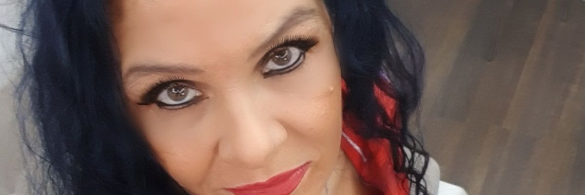 35Flzyvz's profile banner image