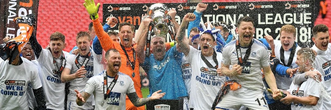 collingez's profile banner image