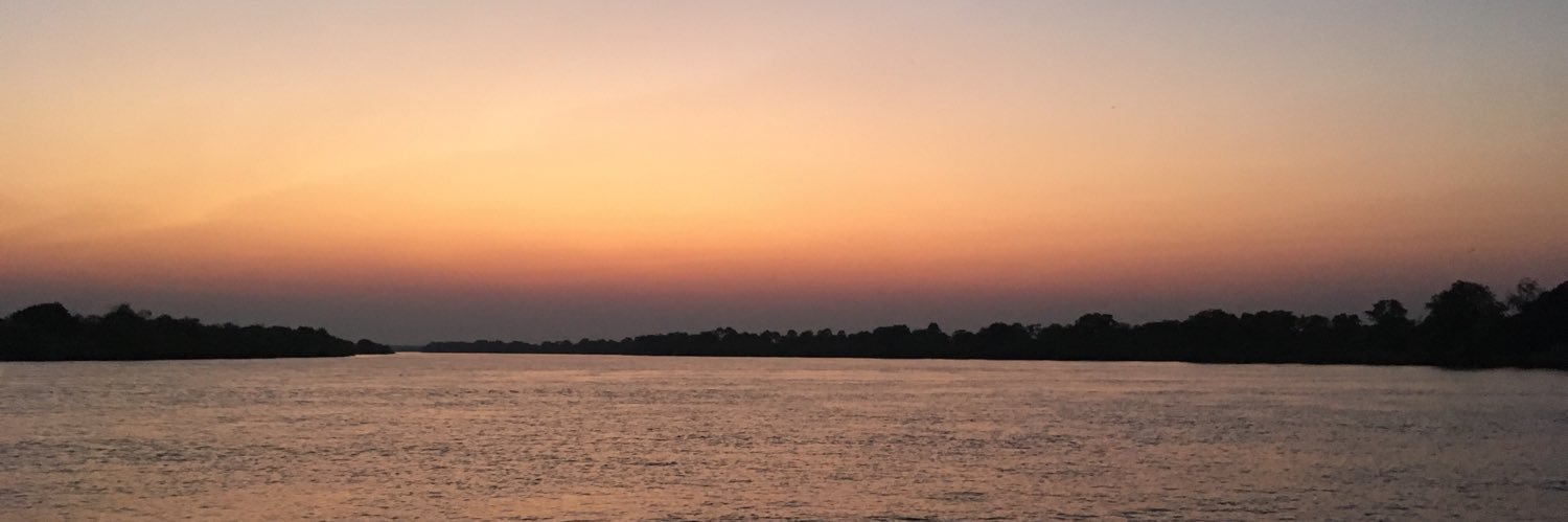 louijise's profile banner image