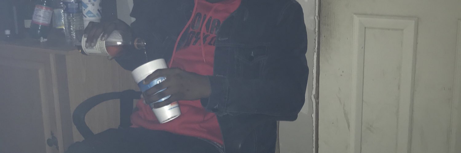 trap_que's profile banner image