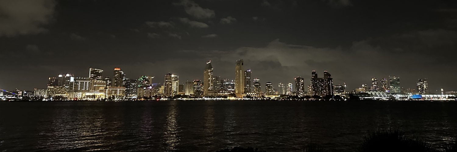 _rayannaaaa's profile banner image