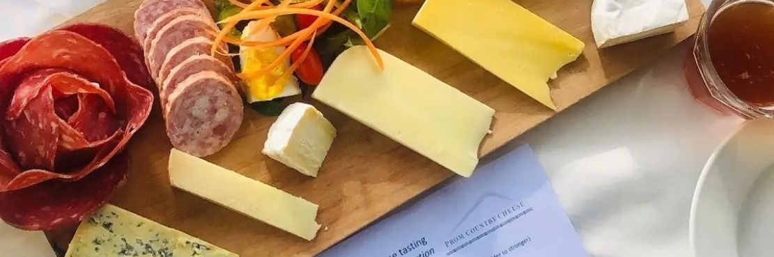 Prom Country Cheese banner