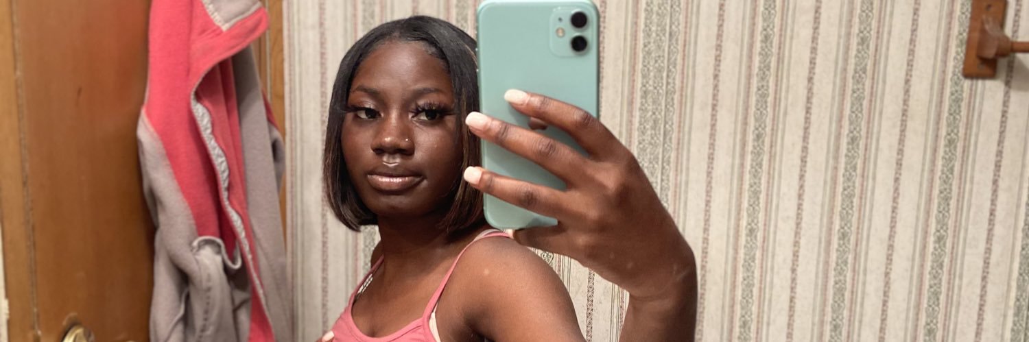deandria_t's profile banner image