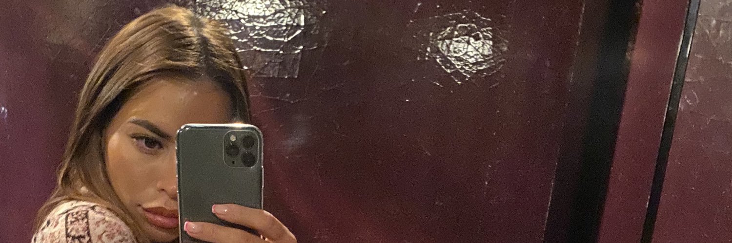 NikkiWilliamsxx's profile banner image
