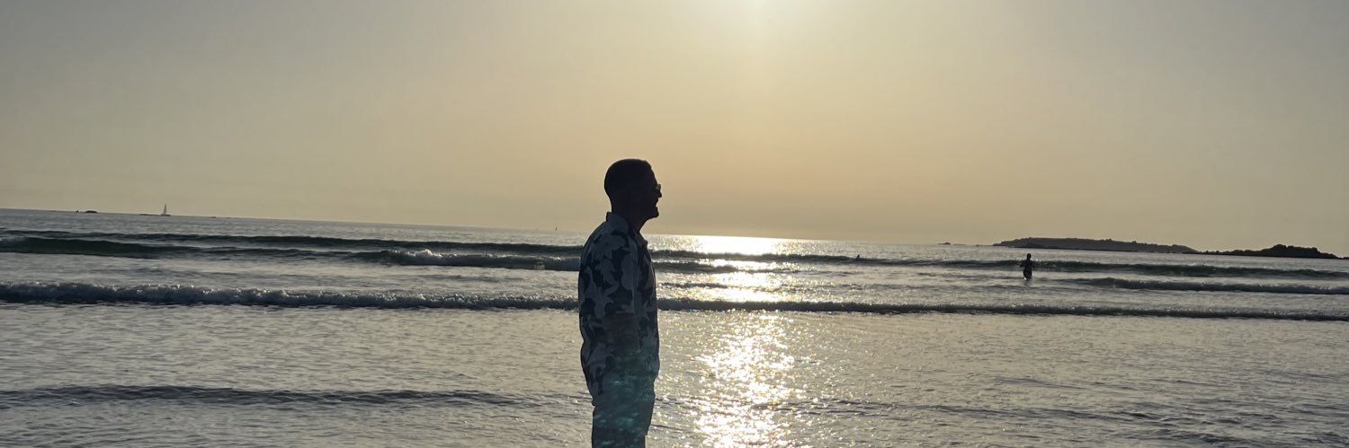 qrouilla's profile banner image
