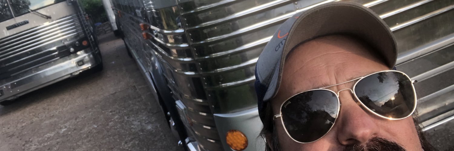 vernonroop's profile banner image