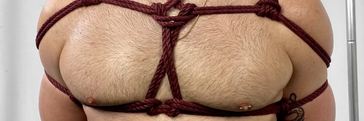 googie (18+) banner