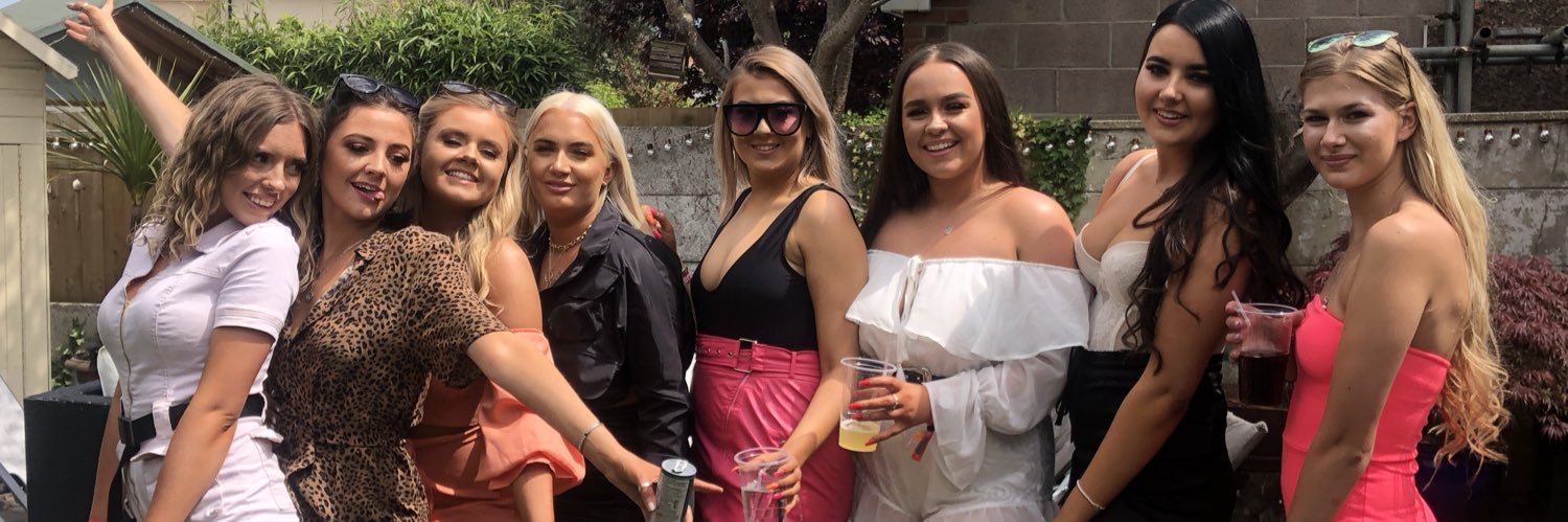 lucycornish_'s profile banner image