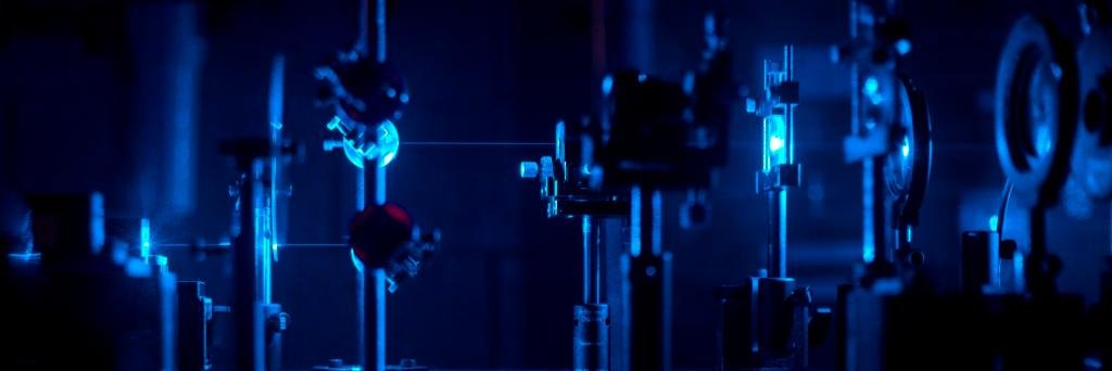 Laurie - Light Maven banner