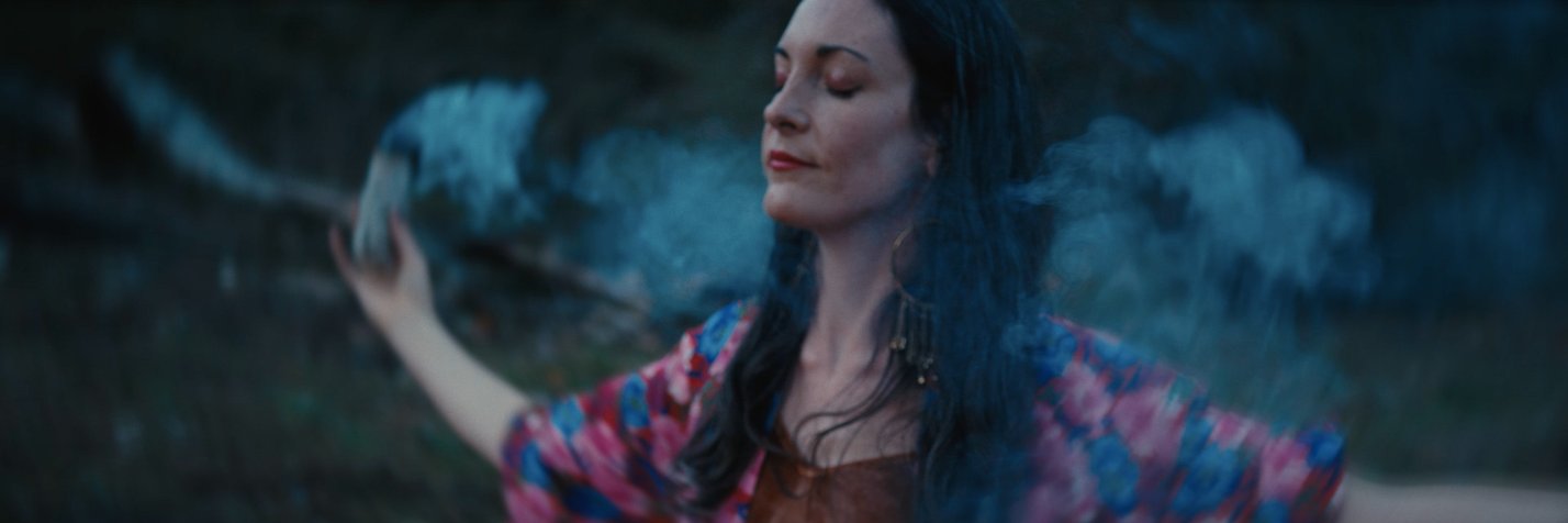 audreythirot's profile banner image