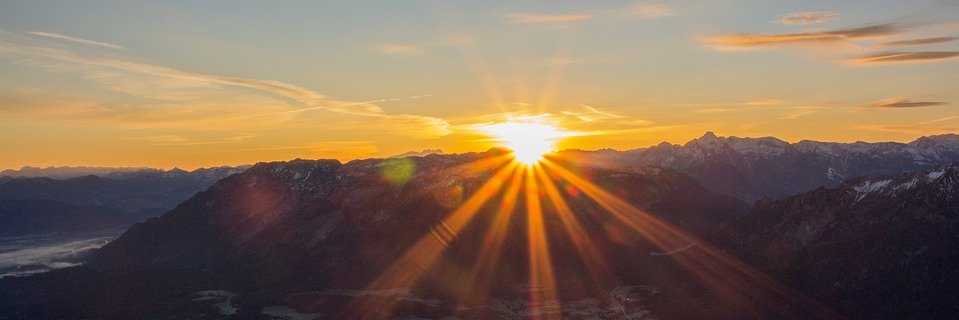 susannafarouk's profile banner image