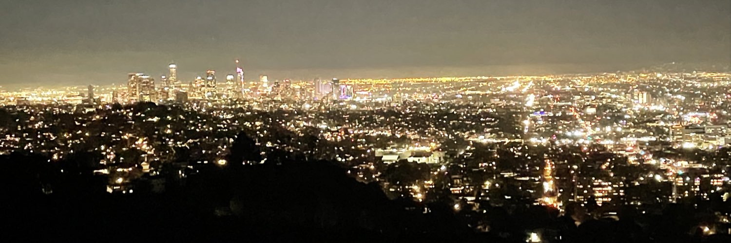 valeeboolove's profile banner image