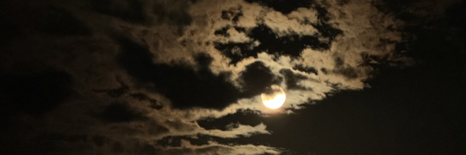Dione Diana ❤️🫅 banner