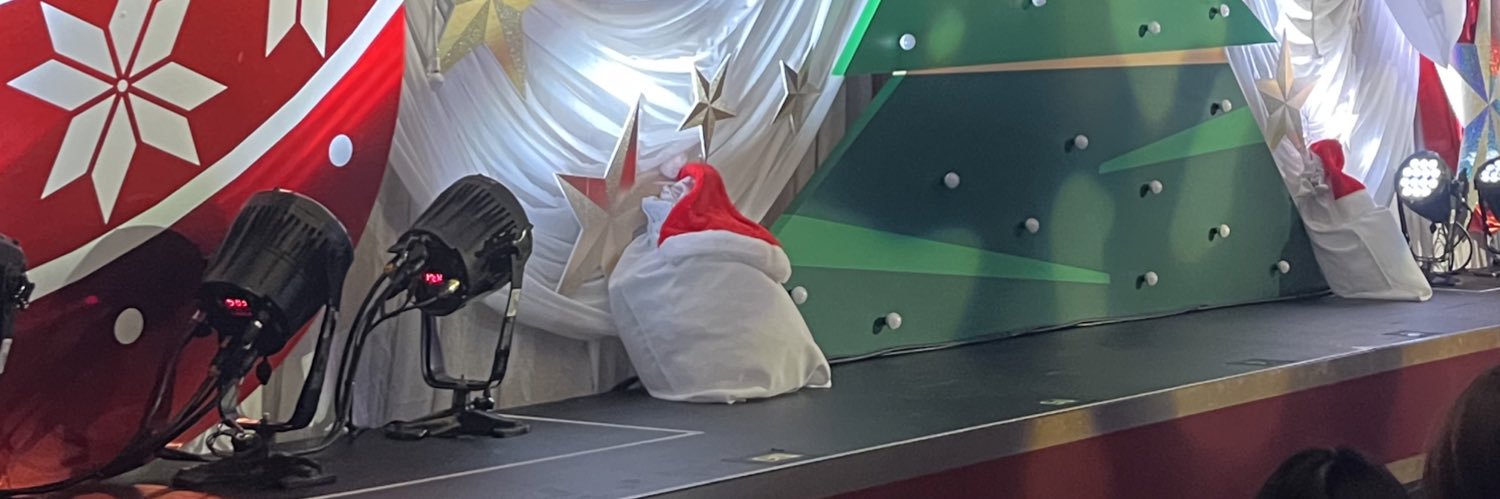 j_my_'s profile banner image