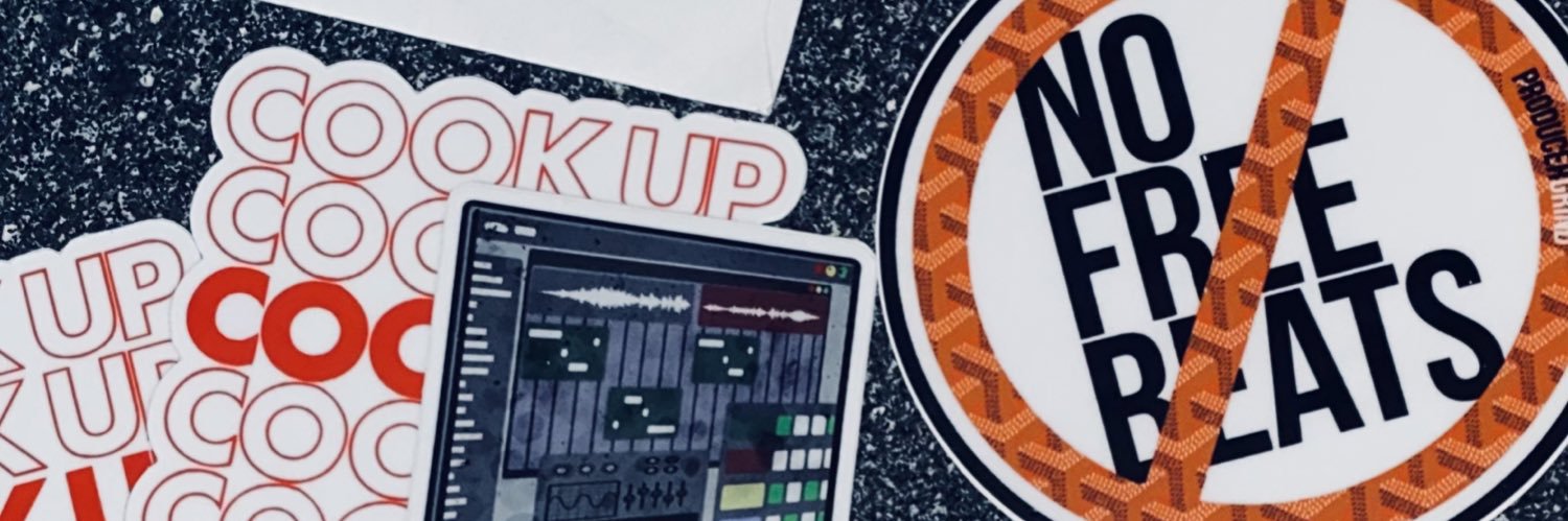 meshvch_'s profile banner image