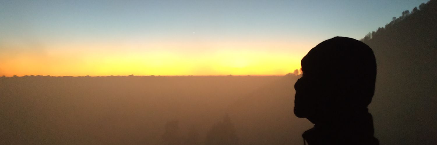hooters61's profile banner image