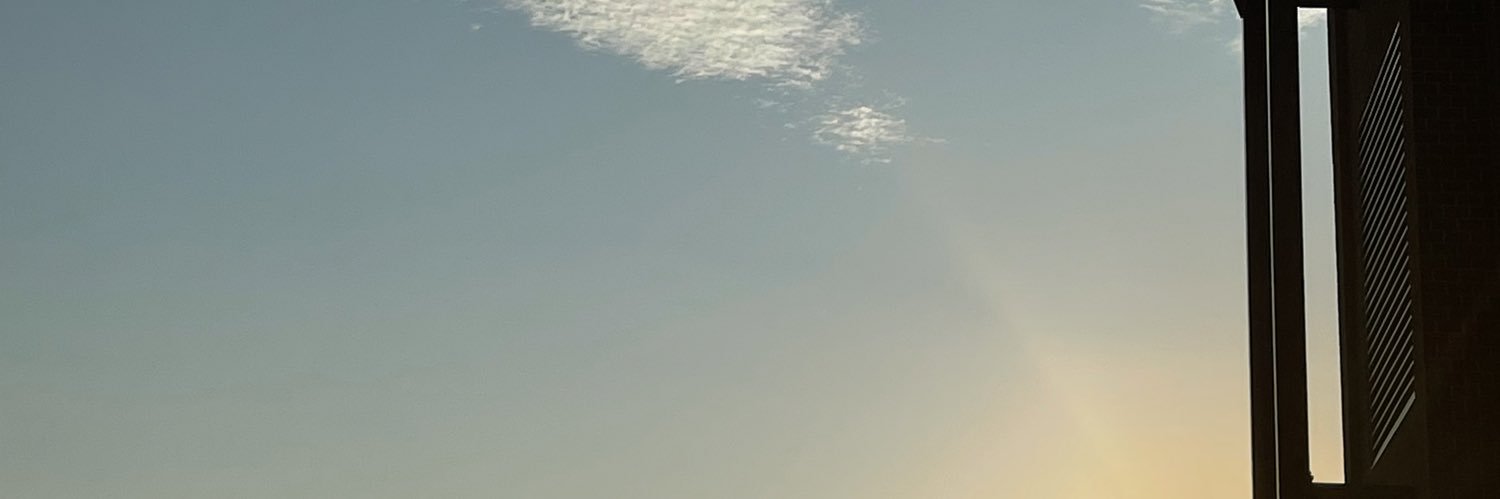 emelyh11's profile banner image