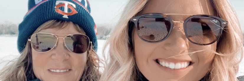 twins12596's profile banner image