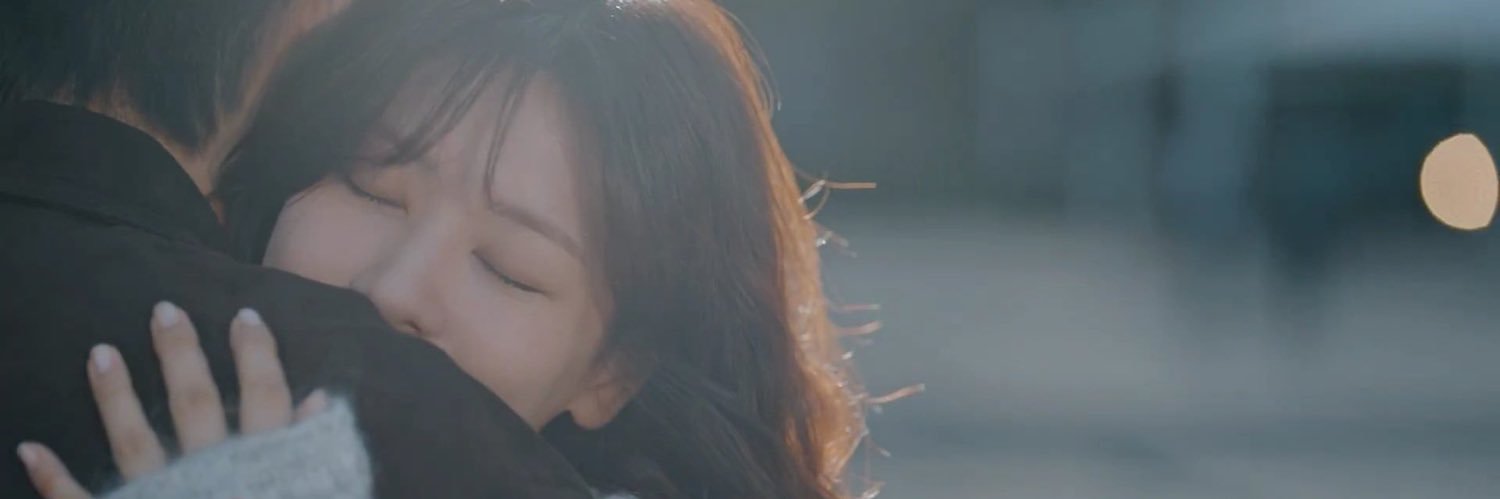 putriayuu_m's profile banner image