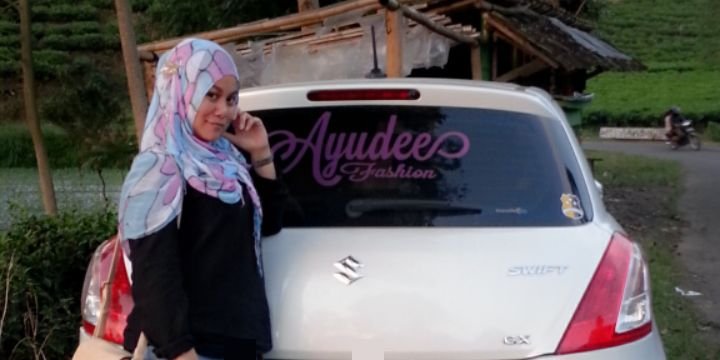 AyudeeFashion's profile banner image