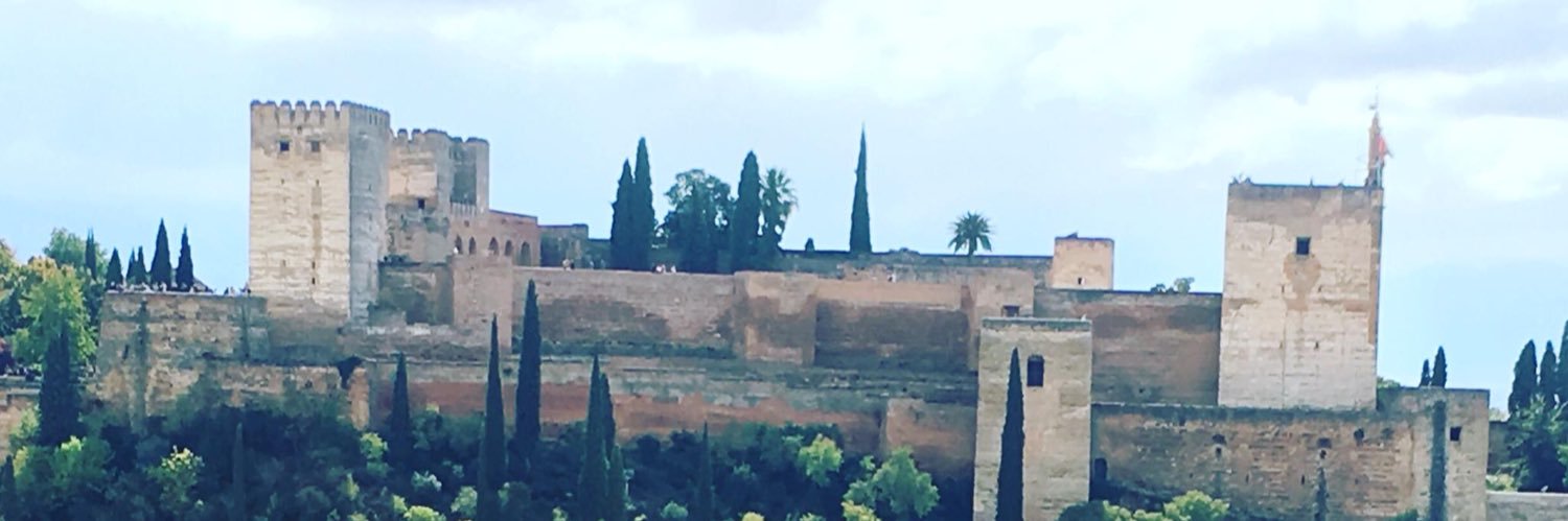 LorenaYR1's profile banner image
