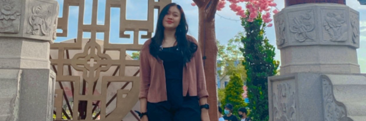 YounaraA's profile banner image