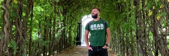 Alejandro Quesada banner