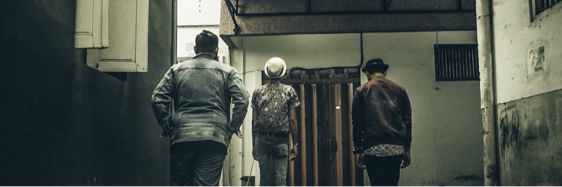 Bercak Dinding banner