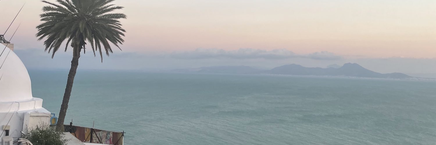 xhgrn's profile banner image