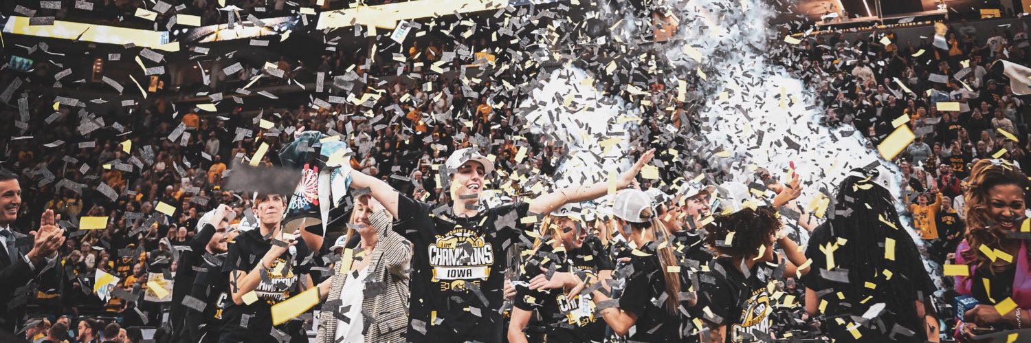 Lizz Soda 🦁 banner