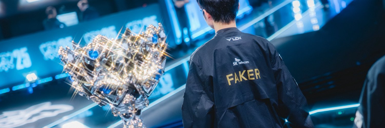 Vyolencee's profile banner image