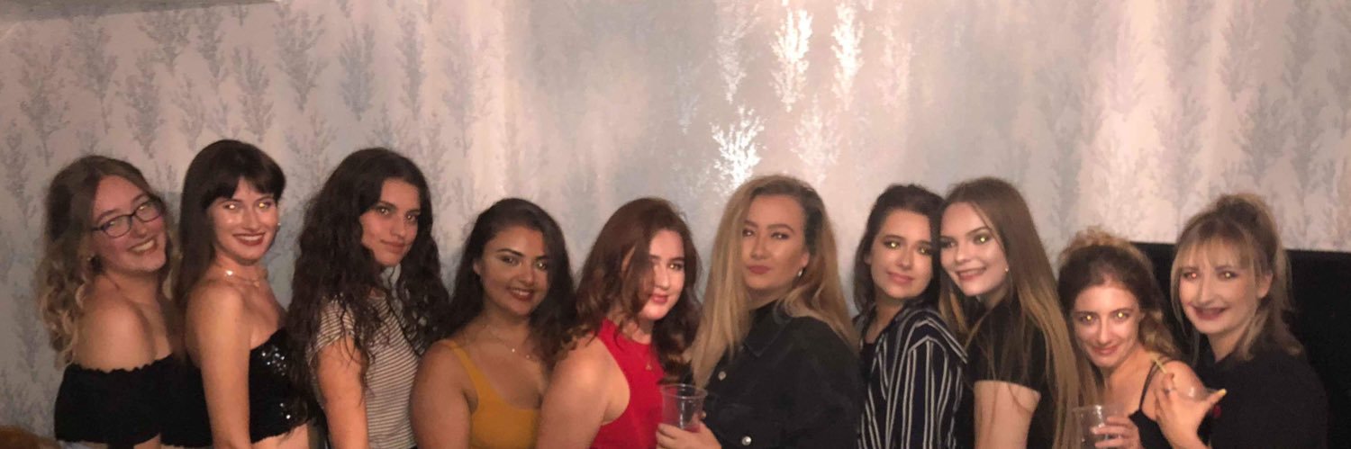 selinalapthorne's profile banner image