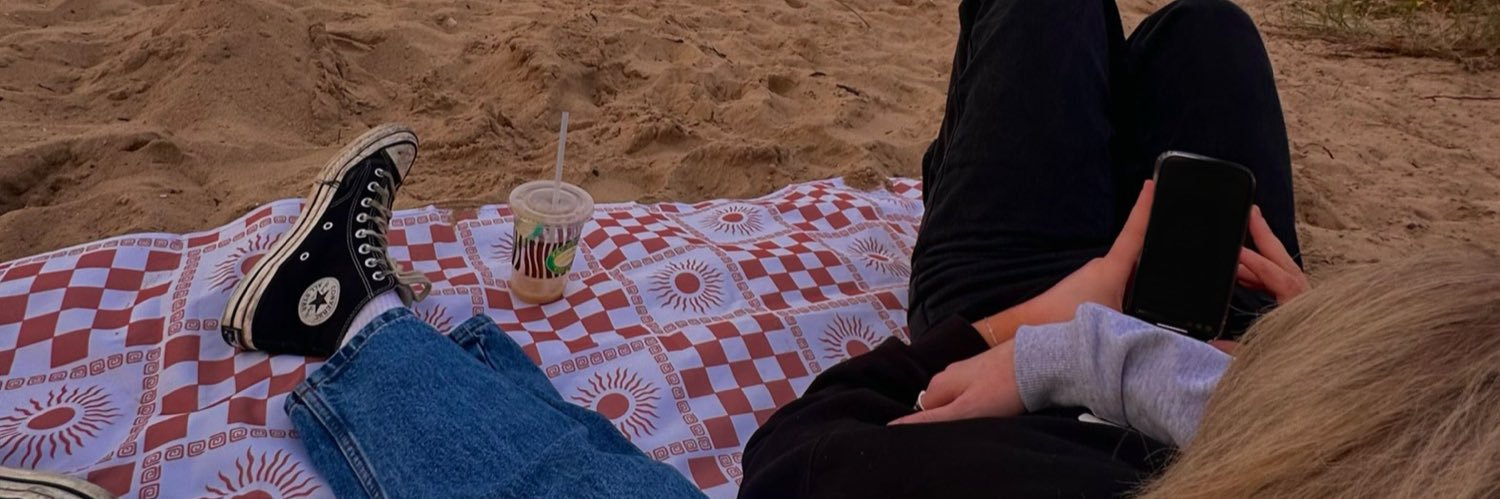 abbyksimps's profile banner image