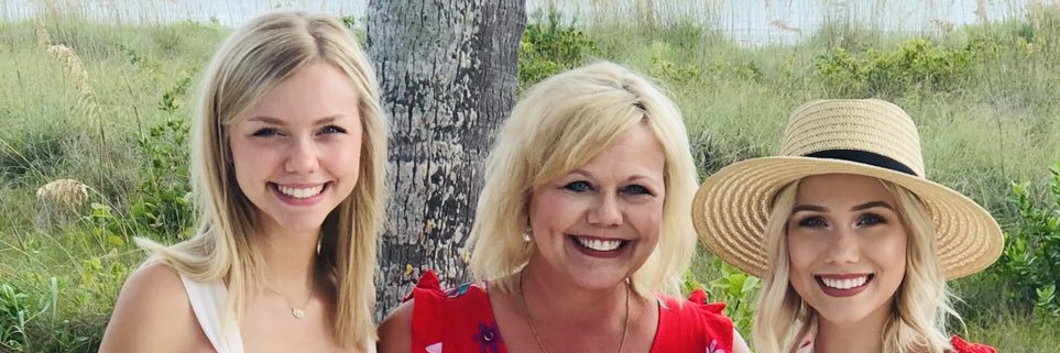 Dana Lee Thomas banner